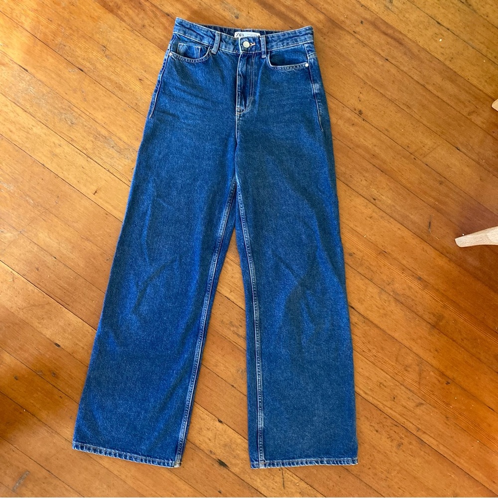 Zara high rise wide leg blue jeans.